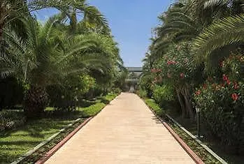 Delphin Deluxe Station touristique